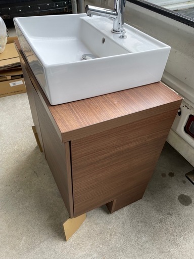 リクシル「エスタ」コンポタイプ洗面台間口750mm シャワー水栓付き