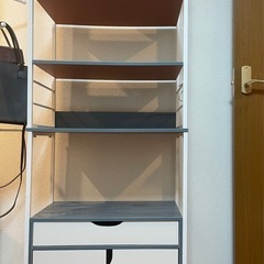美品✨電子レンジも置けるキッチン収納ラック／レンジ台