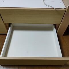 引き出し付ベッドの画像