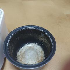 炊飯器の画像