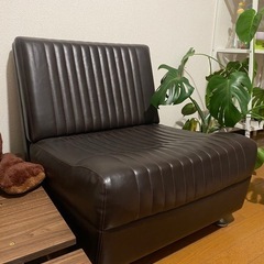 【値下げ】1人掛け皮ソファーの画像