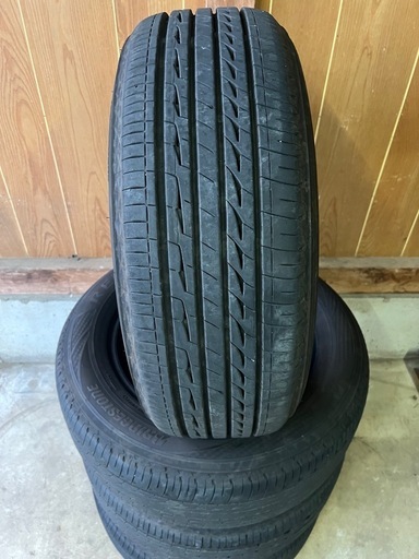 組み換え込み中古夏用タイヤ215/60R16 95V ブリヂストンレグノGR-X2