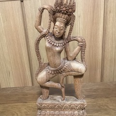 カンボジア製彫刻
