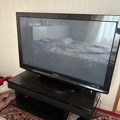 42型プラズマテレビの画像