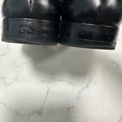 バリー　タッセルローファー　革靴　メダリオンの画像