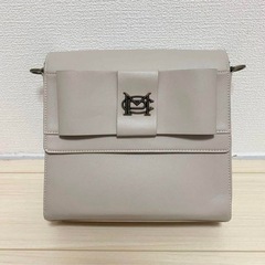 メゾンドフルール カノン ショルダーバッグ