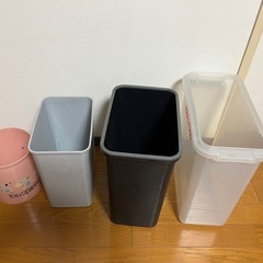プラスチック製大型ケース　いろいろの画像
