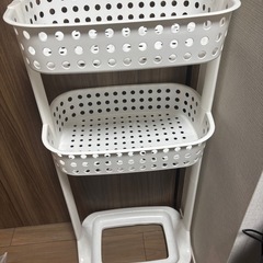 ニトリ　ランドリーバスケットラック　廃盤品
