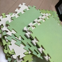 ジョイントマット　約32.5x32.5 70枚