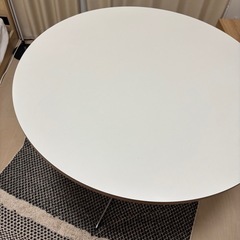 ダイニングテーブル