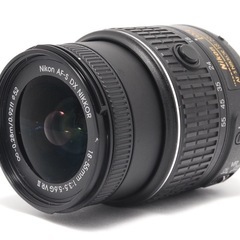 【ほぼ新品】Nikon D3200 レッド スマホ転送 一眼レフ 1428回の画像