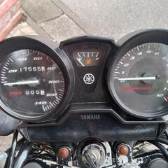YAMAHA.YBR125.4ストの画像