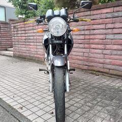 YAMAHA.YBR125.4ストの画像