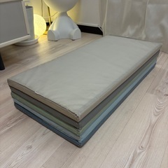 プレイマット　IKEAの画像