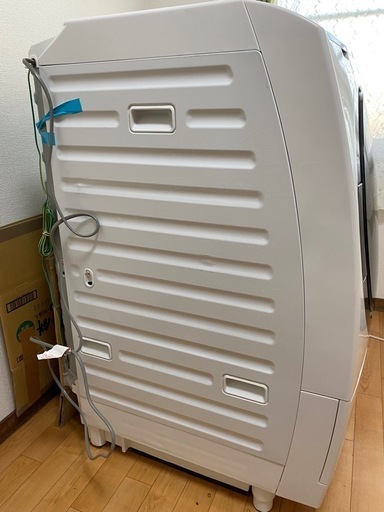 日立製品　　　ドラム式洗濯乾燥機
