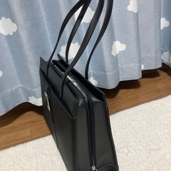 青山　就活バッグの画像