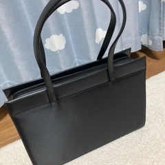 青山　就活バッグの画像