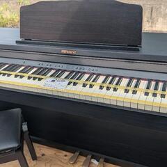 配達無料！ 音・機能のROLAND 電子ピアノ RP501 17...