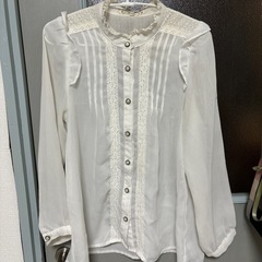 Mサイズ　シースルー　ブラウス　フリル