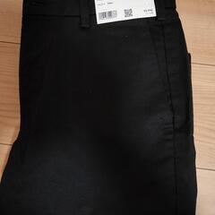新品未使用！UNIQLOスリムフィットチノ☆の画像
