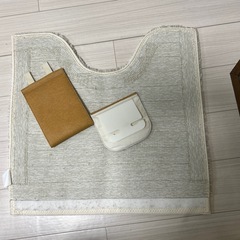 トイレマット&トイレットペーパーカバーの画像