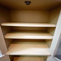 食器棚・本棚の画像