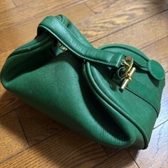 ニタニユリエ　ミニバッグ