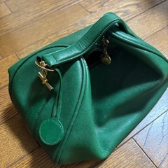 ニタニユリエ　ミニバッグの画像