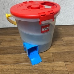 トミカ　収納
