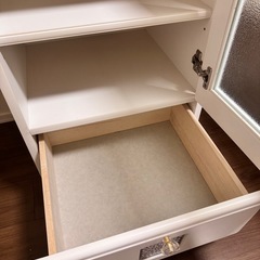 収納棚の画像
