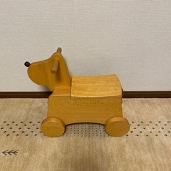 木製あかちゃん用車