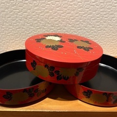 三段重箱     円形    お菓子入れ 　昭和レトロの画像