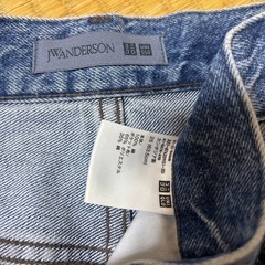 UNIQLO jw andersonストレートジーンズ　25の画像