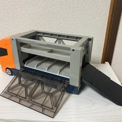子ども　おもちゃ　車の画像