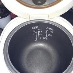 炊飯器の画像