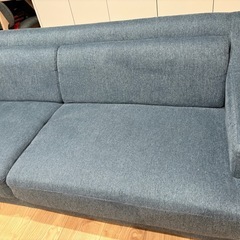 中古(使用期間3年)、北欧式3人掛けソファー　の画像