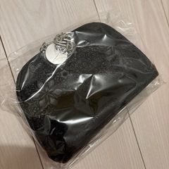 コスメデコルテ　ノベルティポーチ