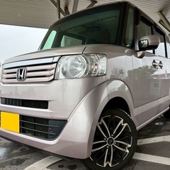 Bluetoothナビ付き☆月々9千円〜分割払い可❗️ 車検2年付き！【名義変更代込み】大人気☆ホンダ N-BOX☆ステアリングスイッチ付き☆Bluetoothナビ付き☆走行中DVD見れます☆両側電動スライドドア☆ドラレコ付き☆スマートキー☆フルオートエアコン☆社外アルミ☆そのまま乗って帰れます❗️の画像