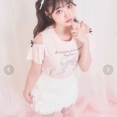 Honey Cinnamon ビジューリボンTシャツの画像
