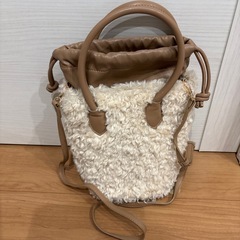 ショルダーバッグ