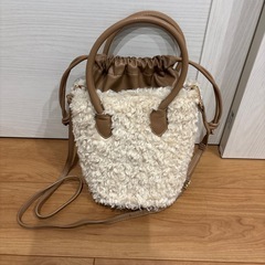ショルダーバッグの画像