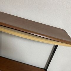 パソコンデスクの画像
