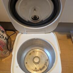 アイリスオーヤマ　炊飯器　3合炊きの画像