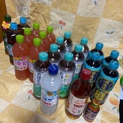 ジュースとお茶などの飲料