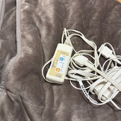 電気毛布(半分しか温まりません)の画像