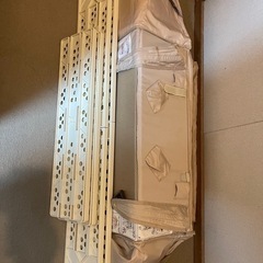 ベビーベッド(完全なセット)の画像