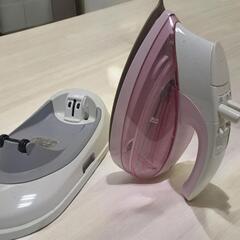 東芝LACCOスチームアイロンコードレス
