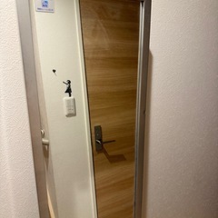 鏡の画像