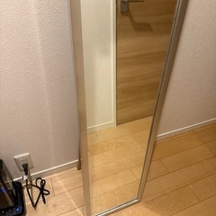 鏡の画像