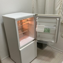 【2,000円】冷凍庫◎冷蔵△／UR-F110H 中古購入・6/27まで引き取り希望／大田区の画像